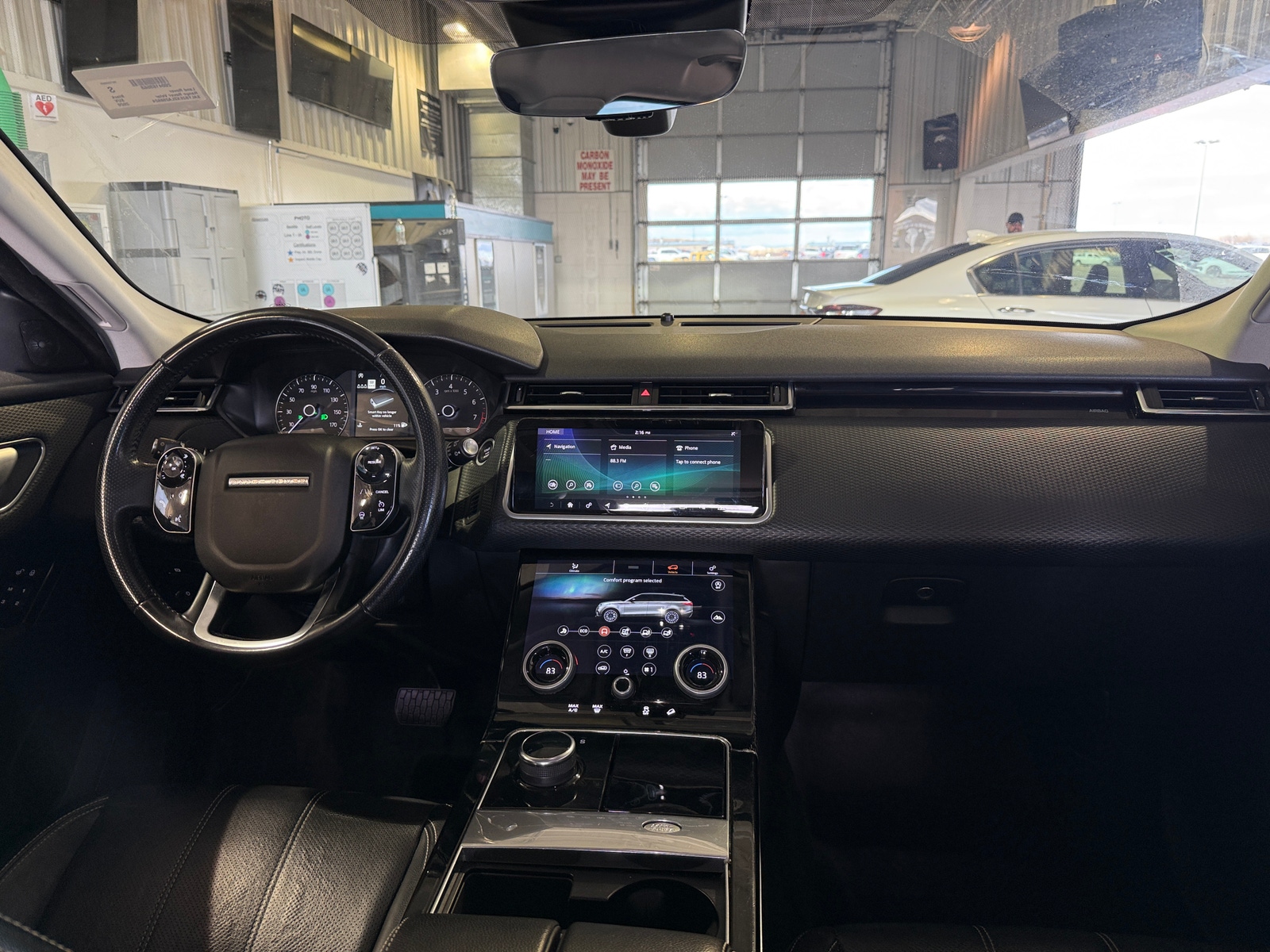 Thumbnail: 2020 Land Rover Range Rover Velar - 2