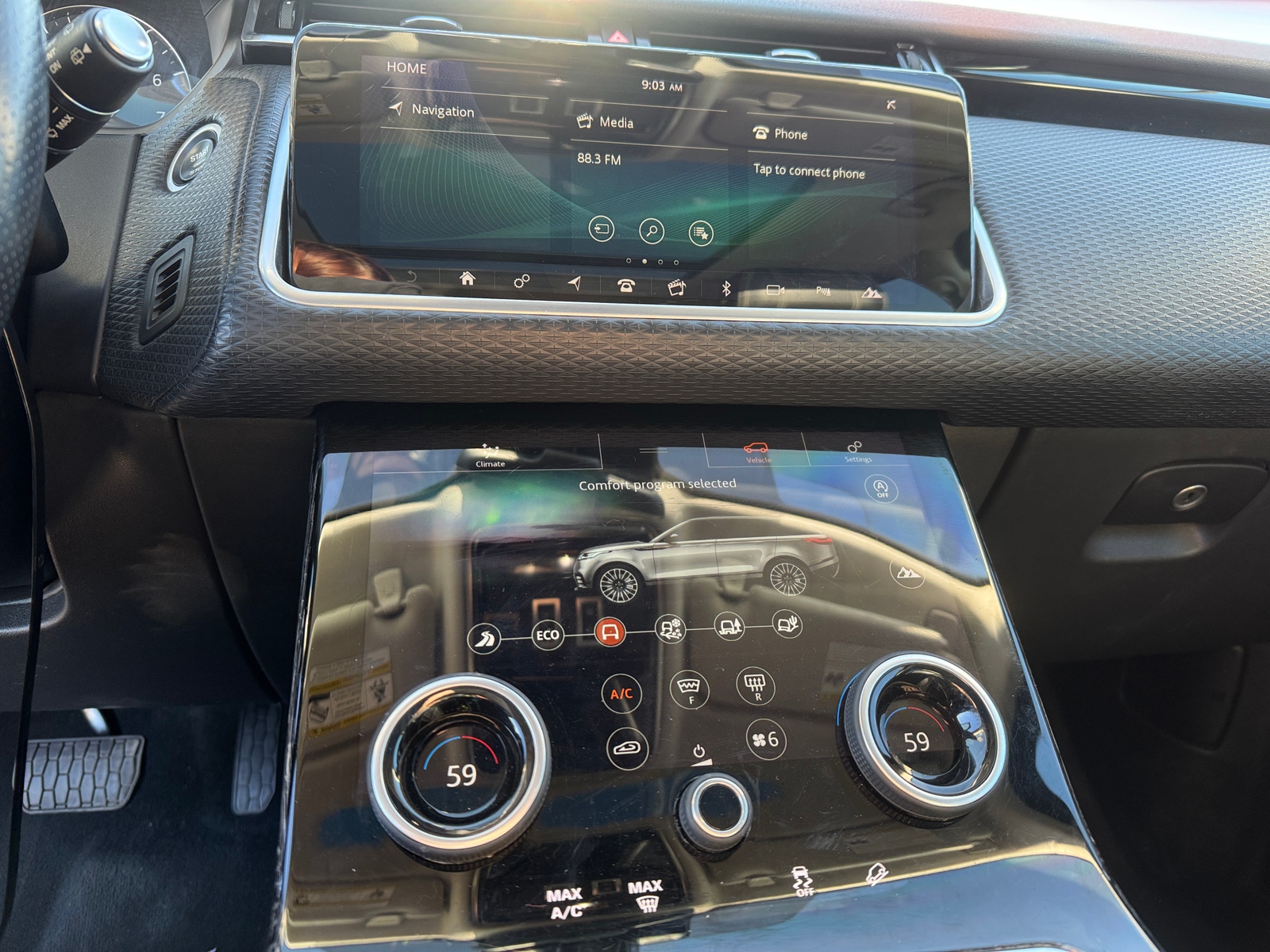 Thumbnail: 2020 Land Rover Range Rover Velar - 3