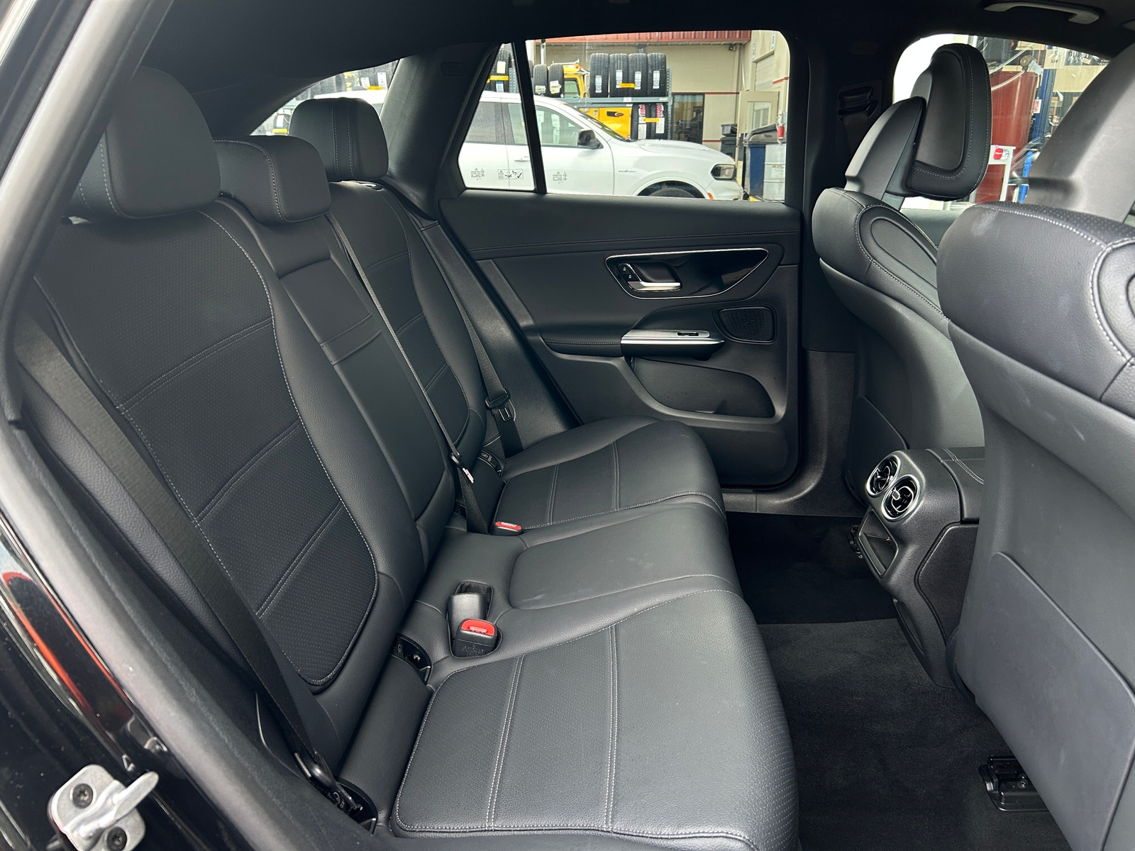 Thumbnail: 2024 Mercedes-Benz GLC - 5