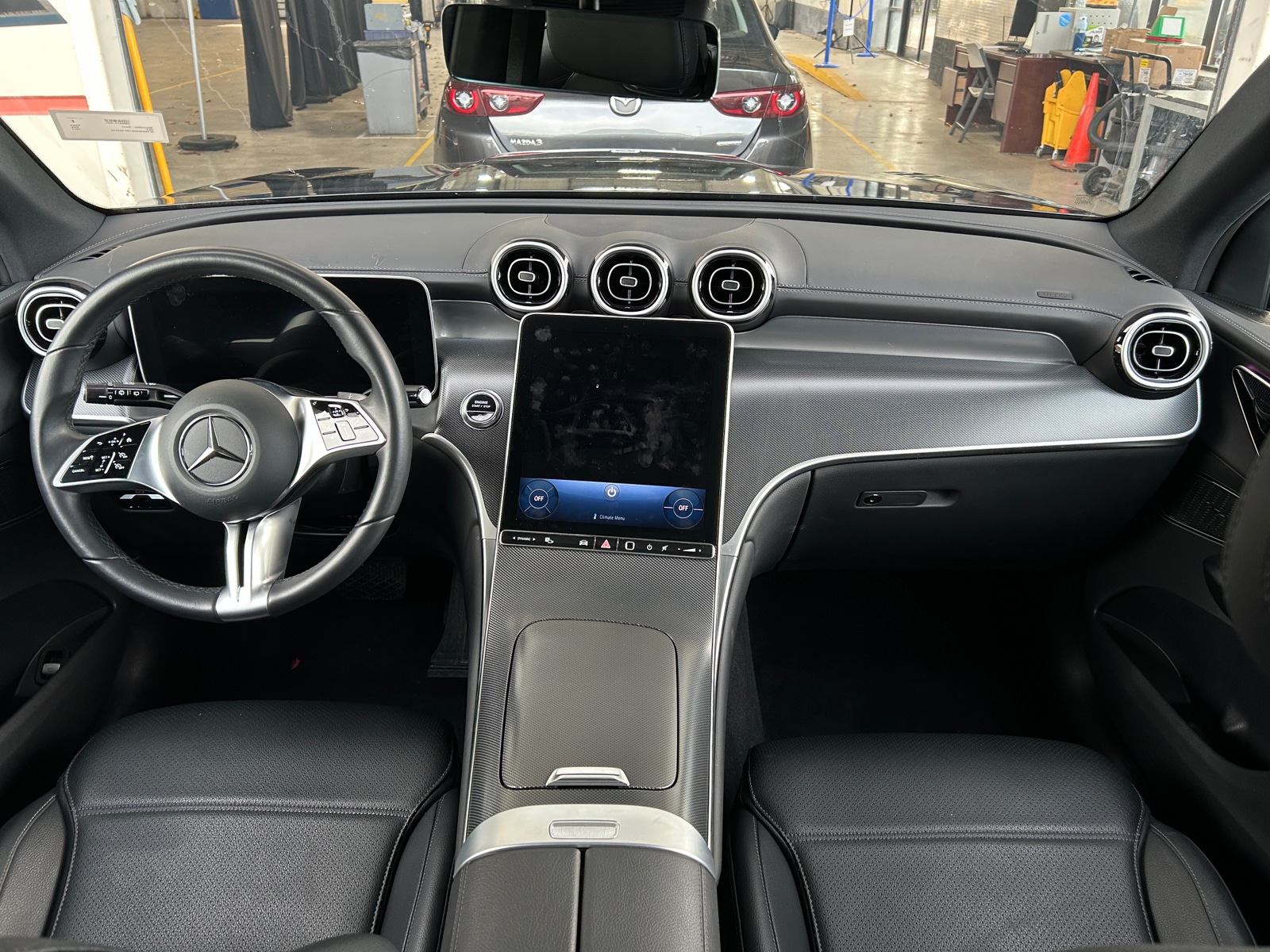 Thumbnail: 2024 Mercedes-Benz GLC - 2