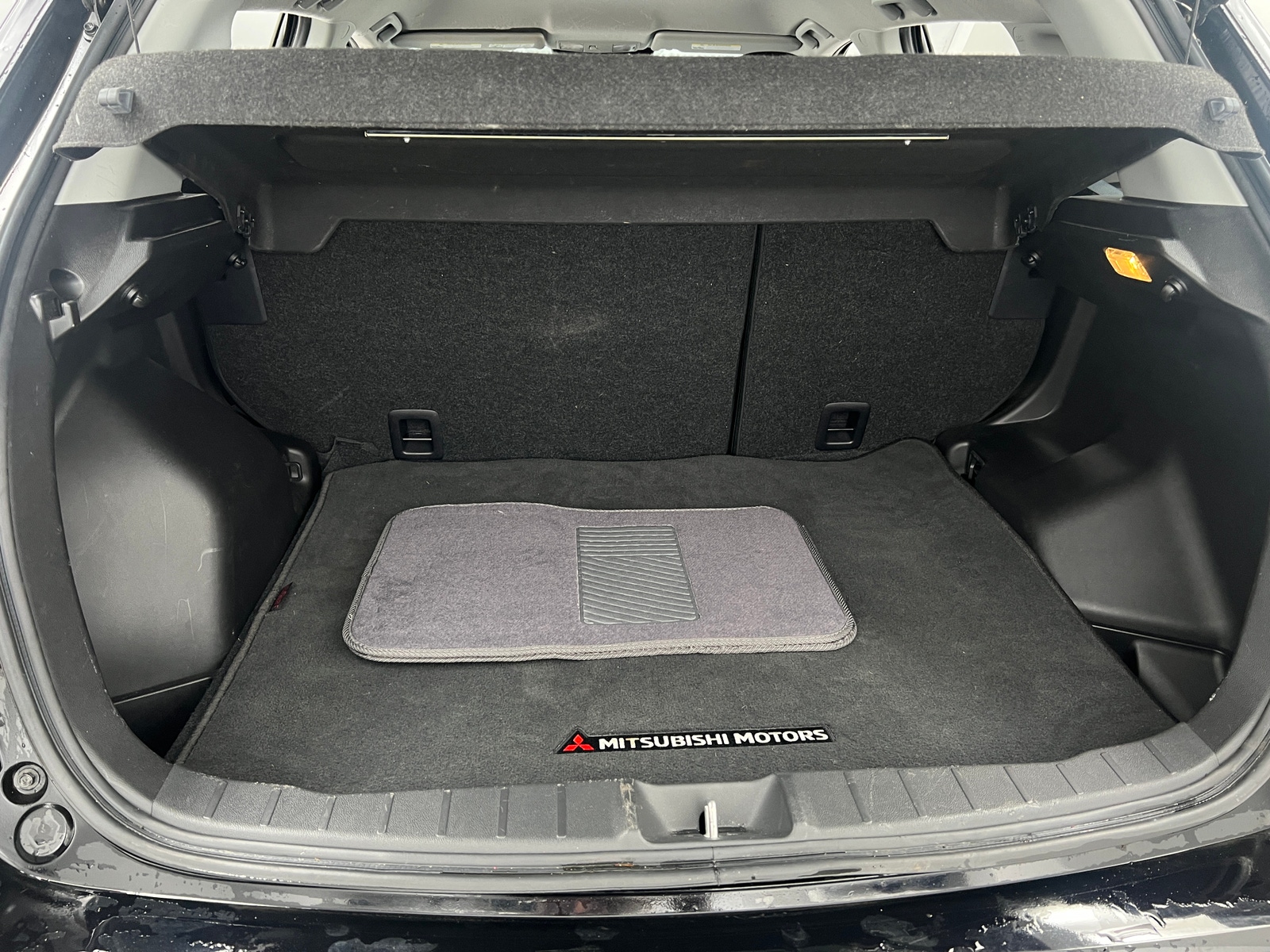 Thumbnail: 2022 Mitsubishi Outlander Sport - 7