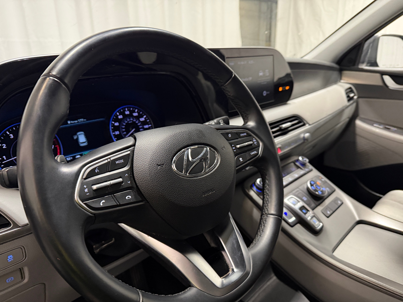 Thumbnail: 2022 Hyundai Palisade - 5