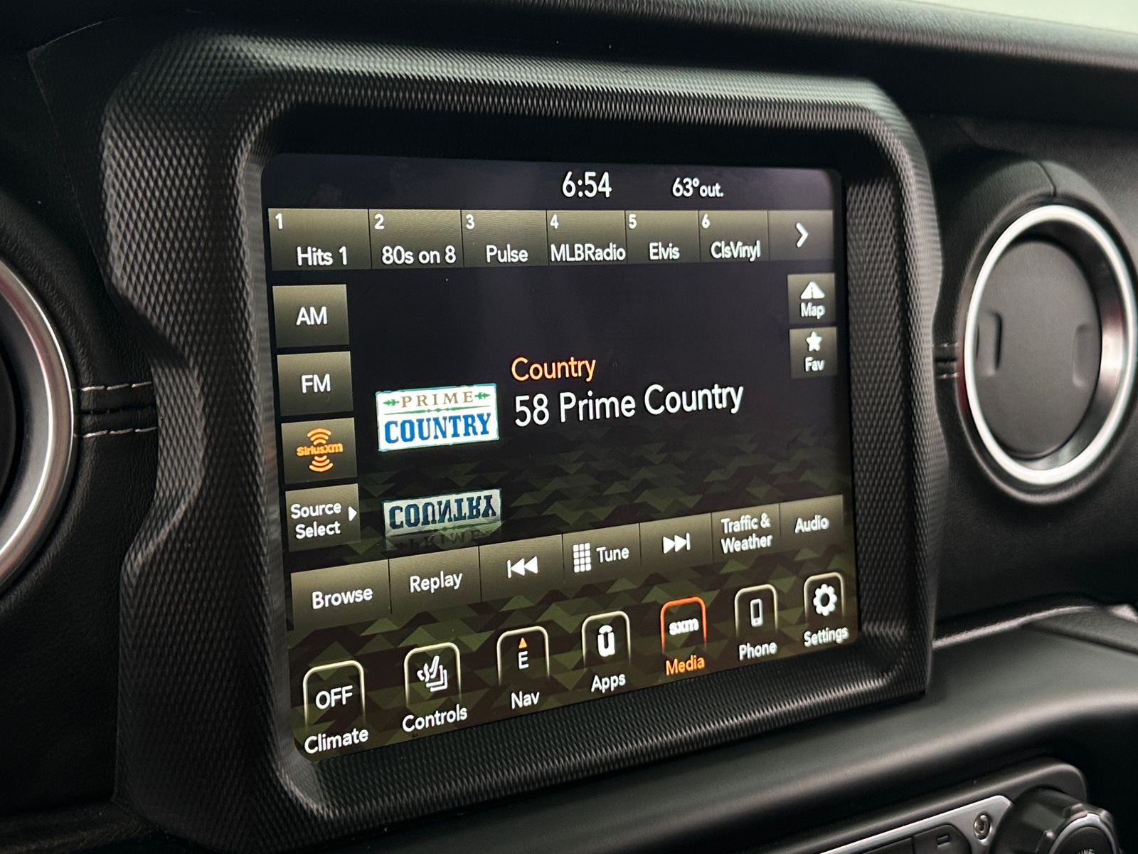 Thumbnail: 2023 Jeep Wrangler - 3