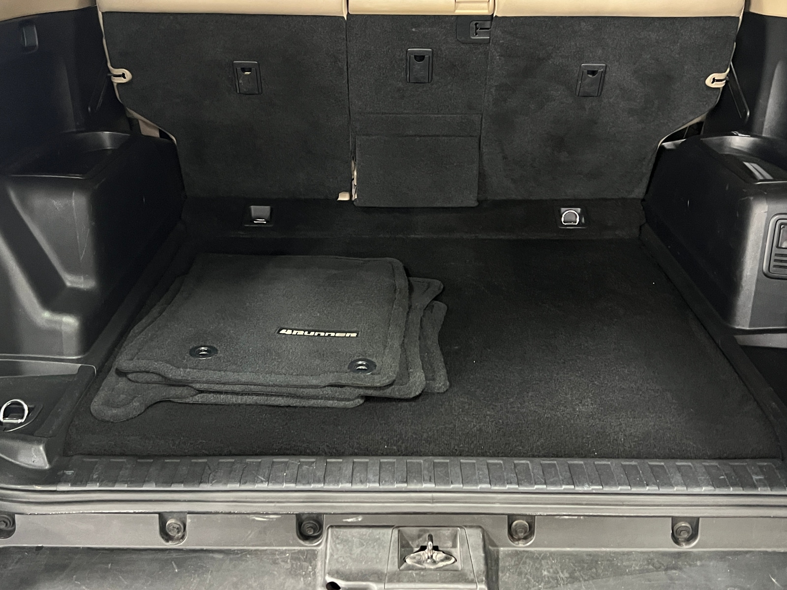 Thumbnail: 2022 Toyota 4Runner - 6