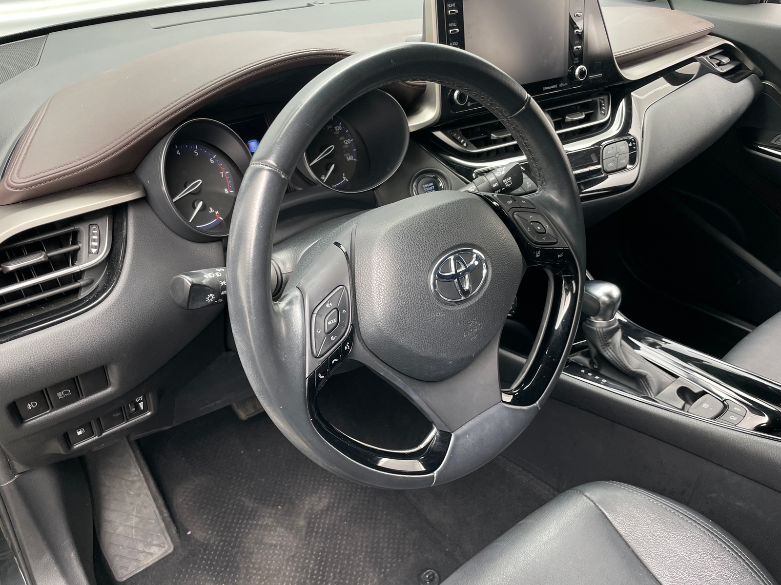 Thumbnail: 2019 Toyota C-HR - 4