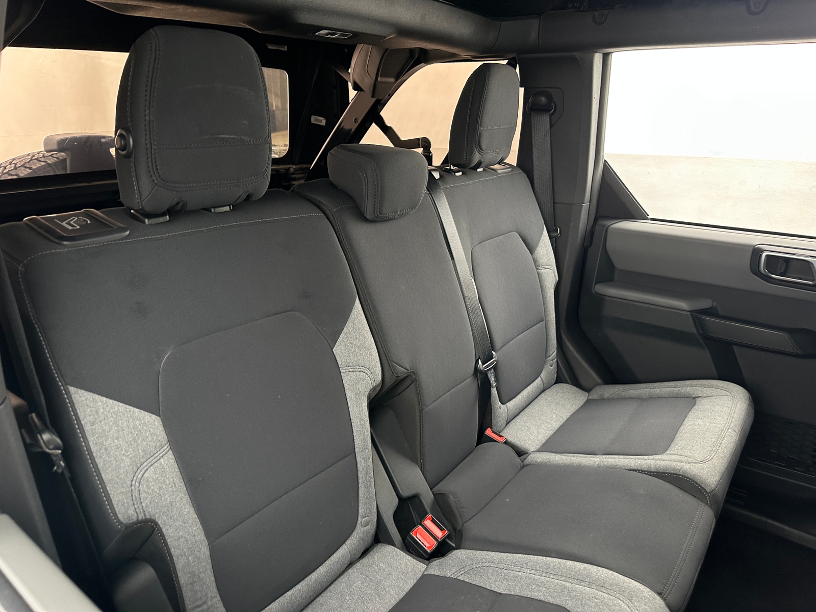 Thumbnail: 2022 Ford Bronco - 6