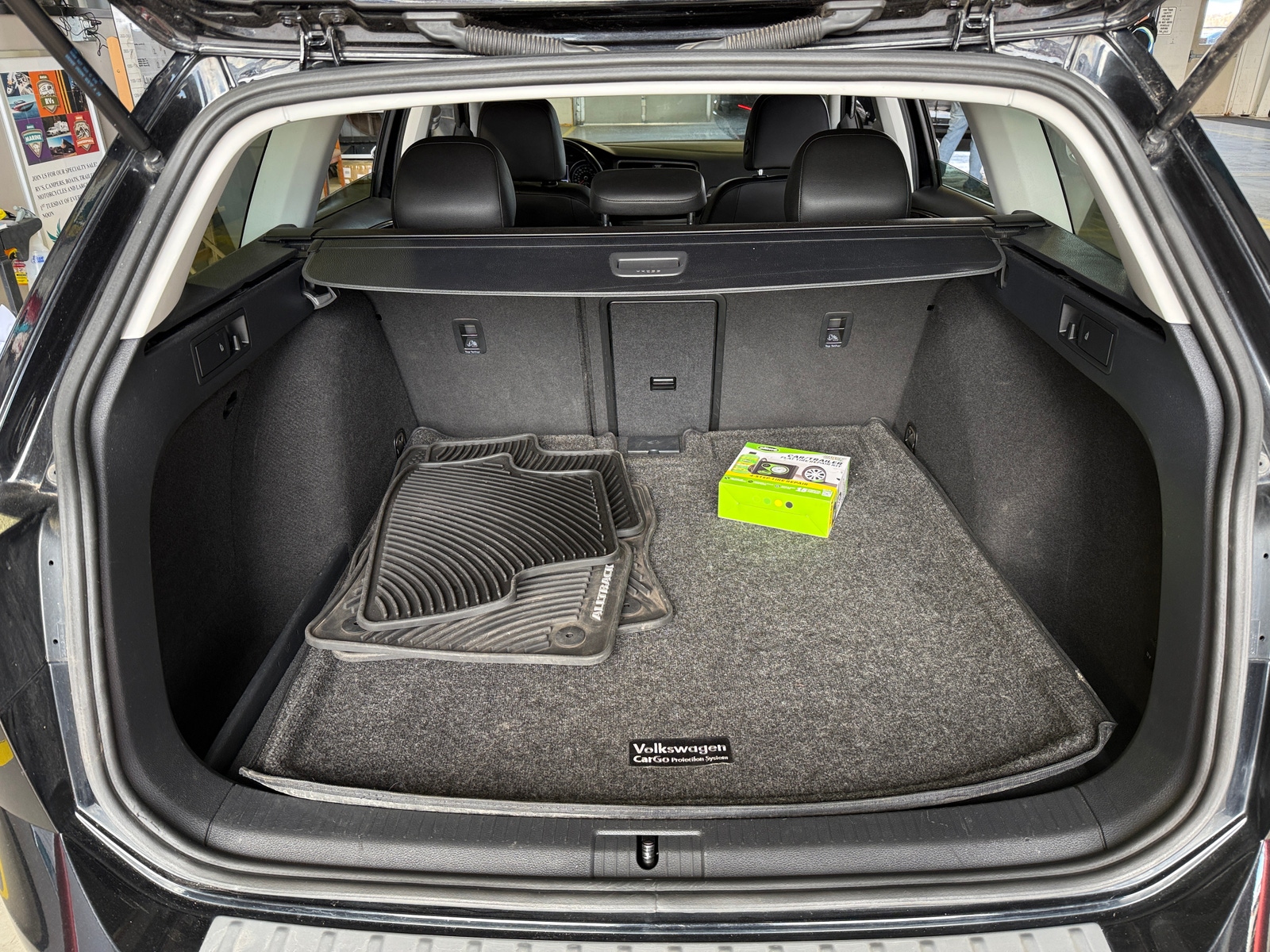 Thumbnail: 2017 Volkswagen Golf - 6