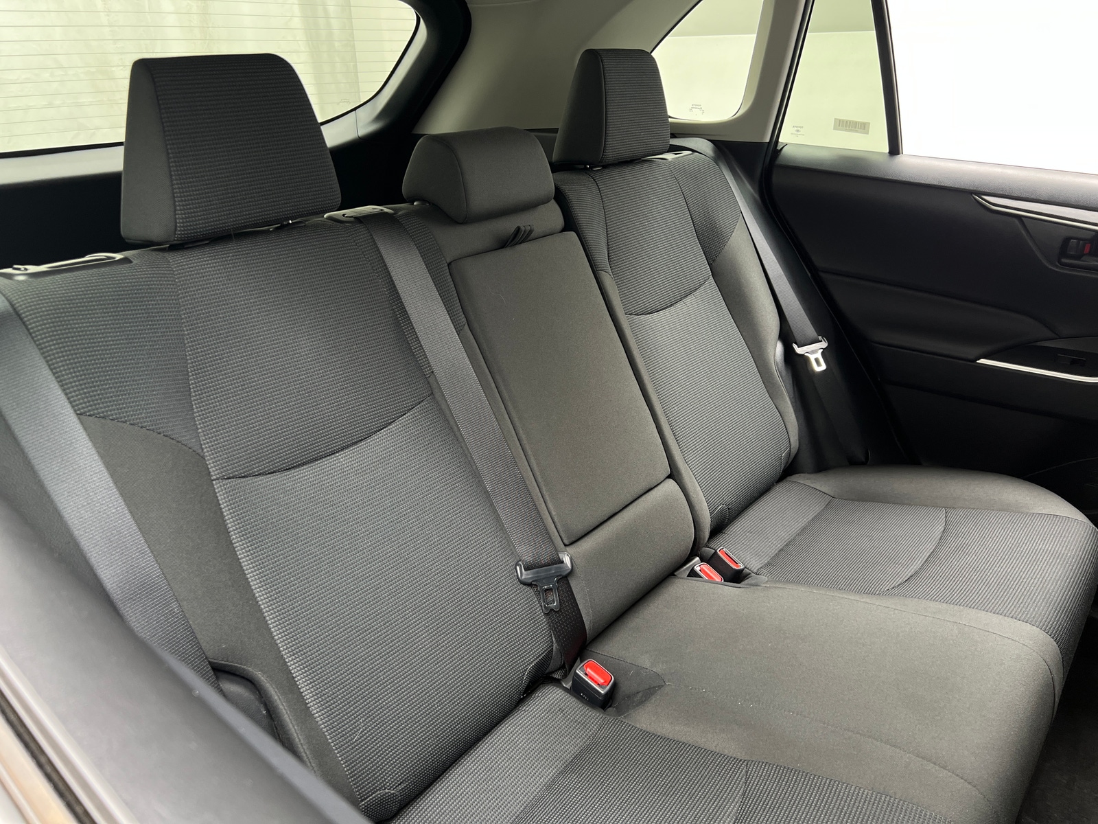 Thumbnail: 2025 Toyota RAV4 - 6