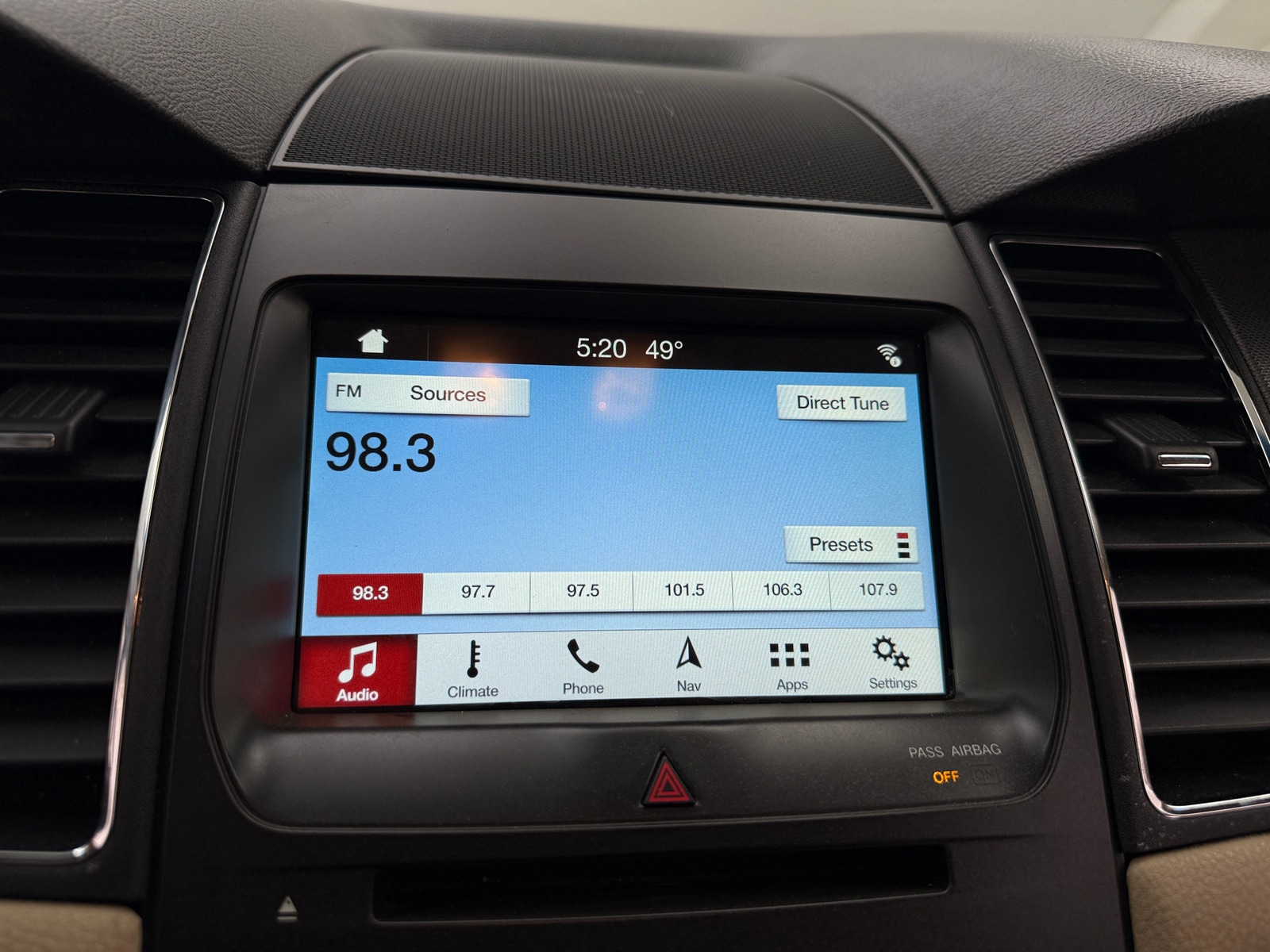 Thumbnail: 2018 Ford Taurus - 3