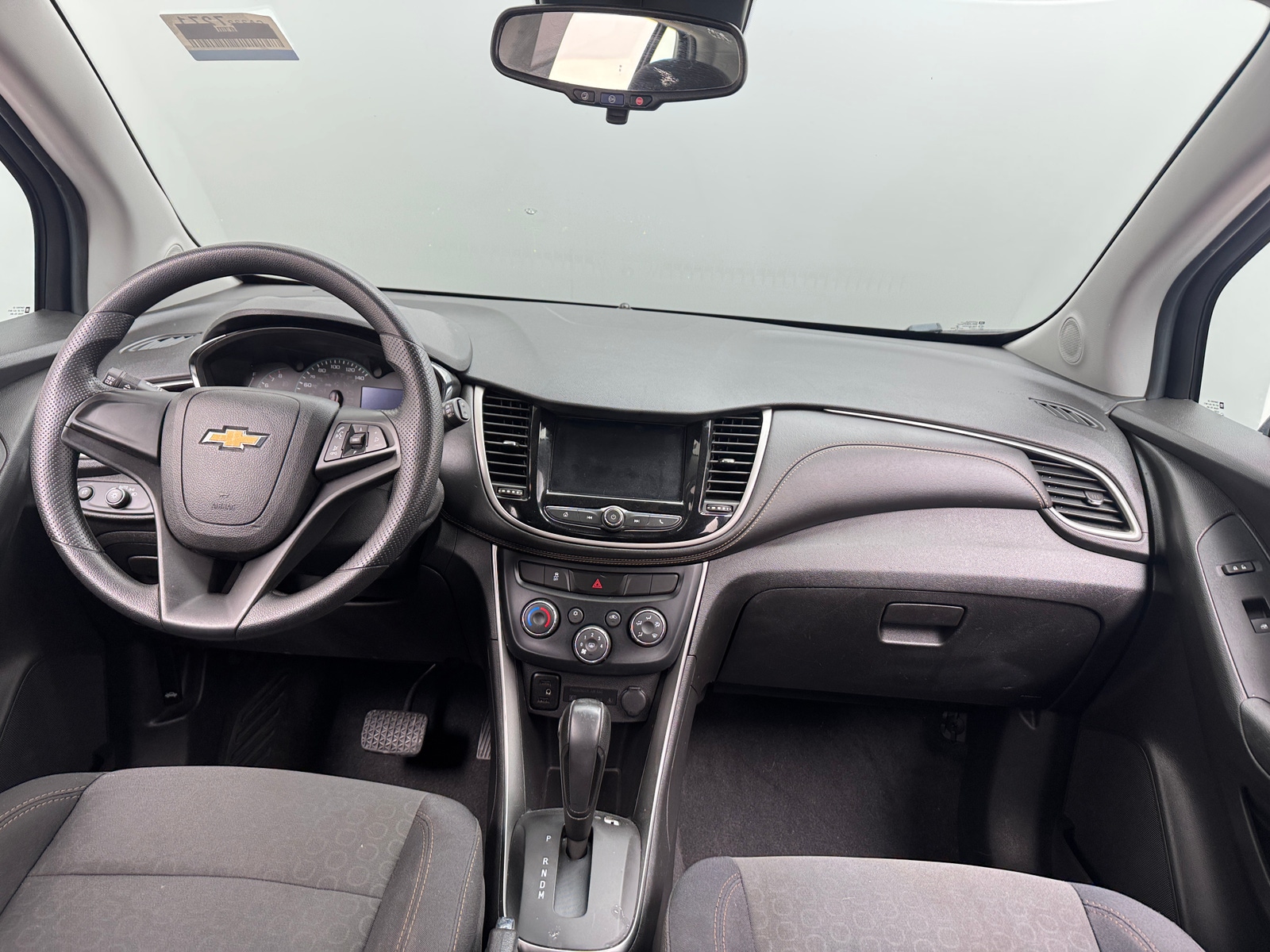 Thumbnail: 2018 Chevrolet Trax - 3