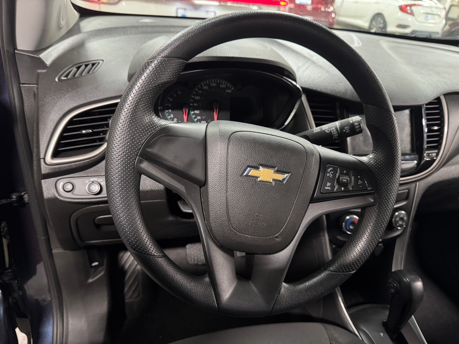 Thumbnail: 2018 Chevrolet Trax - 5