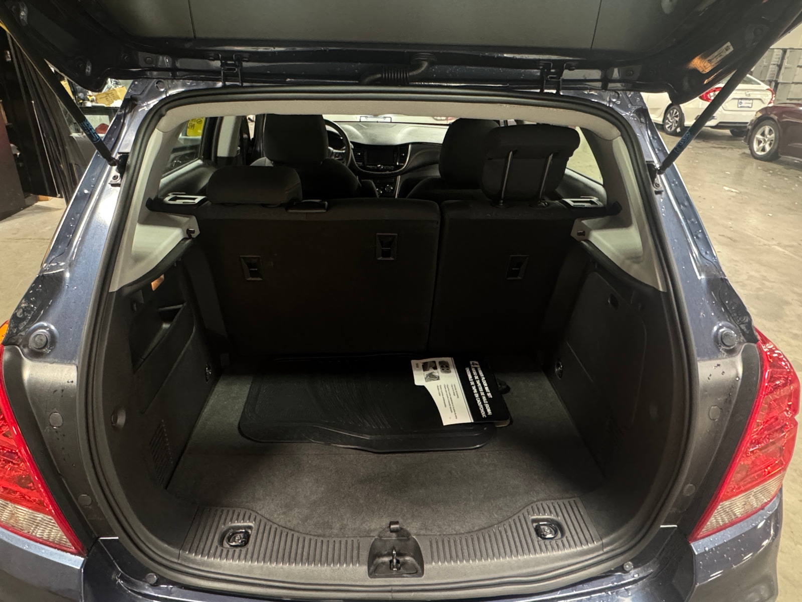 Thumbnail: 2018 Chevrolet Trax - 7