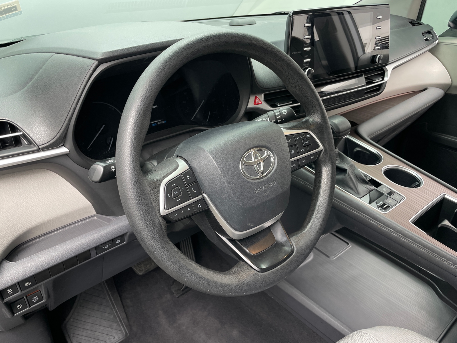 Thumbnail: 2021 Toyota Sienna - 5