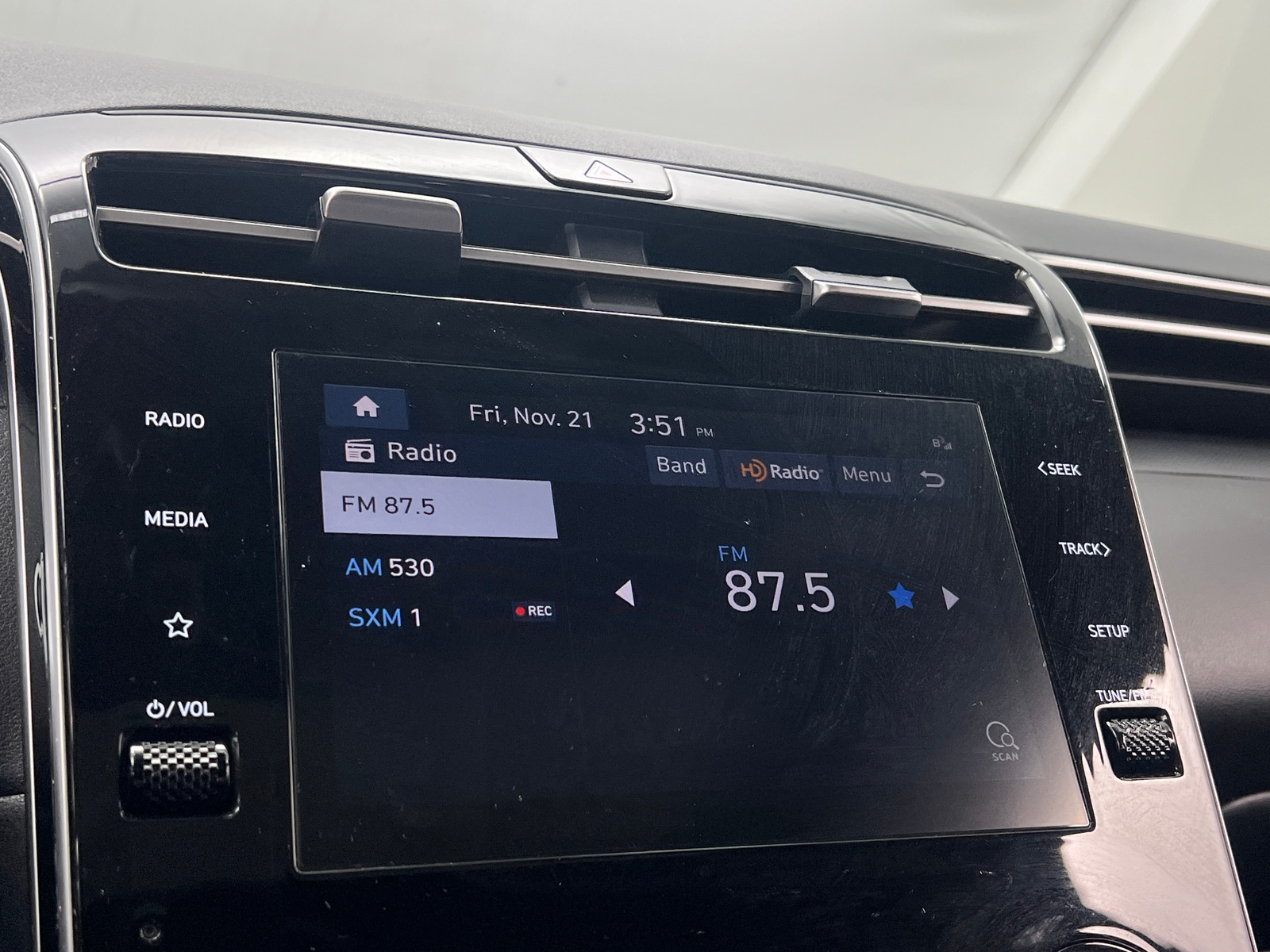 Thumbnail: 2023 Hyundai Santa Cruz - 4