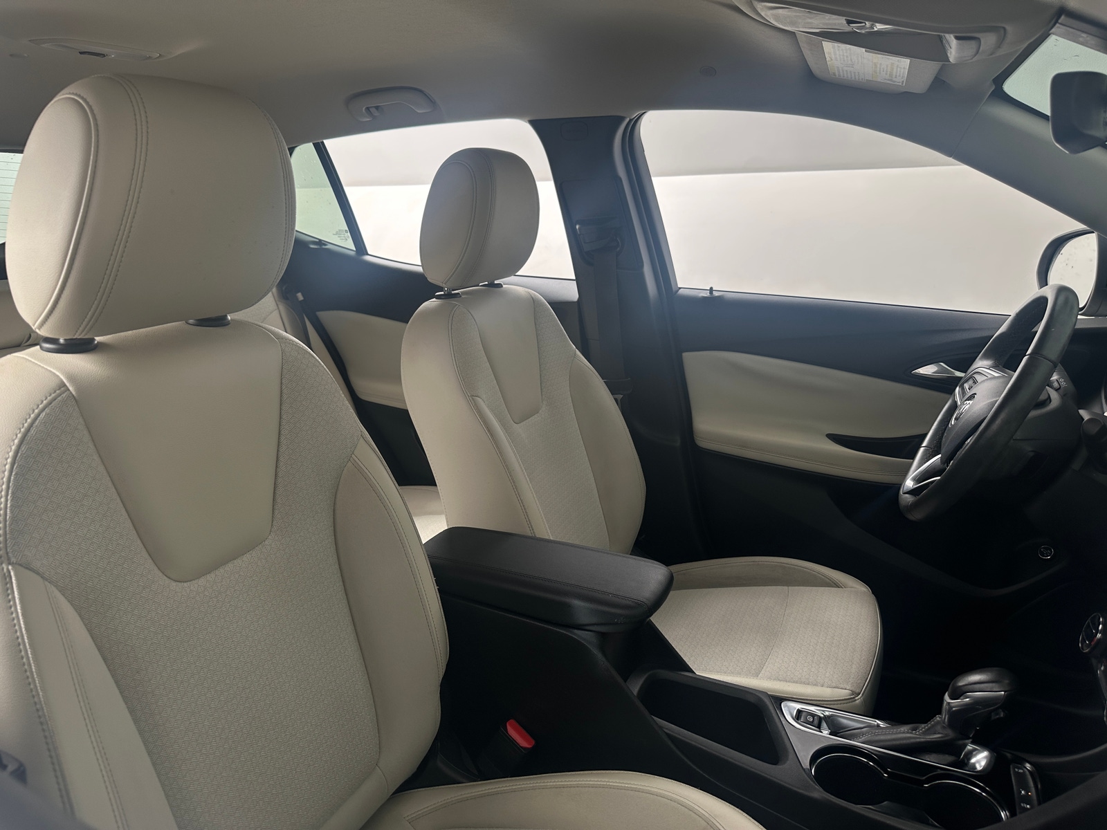 Thumbnail: 2022 Buick Encore GX - 2