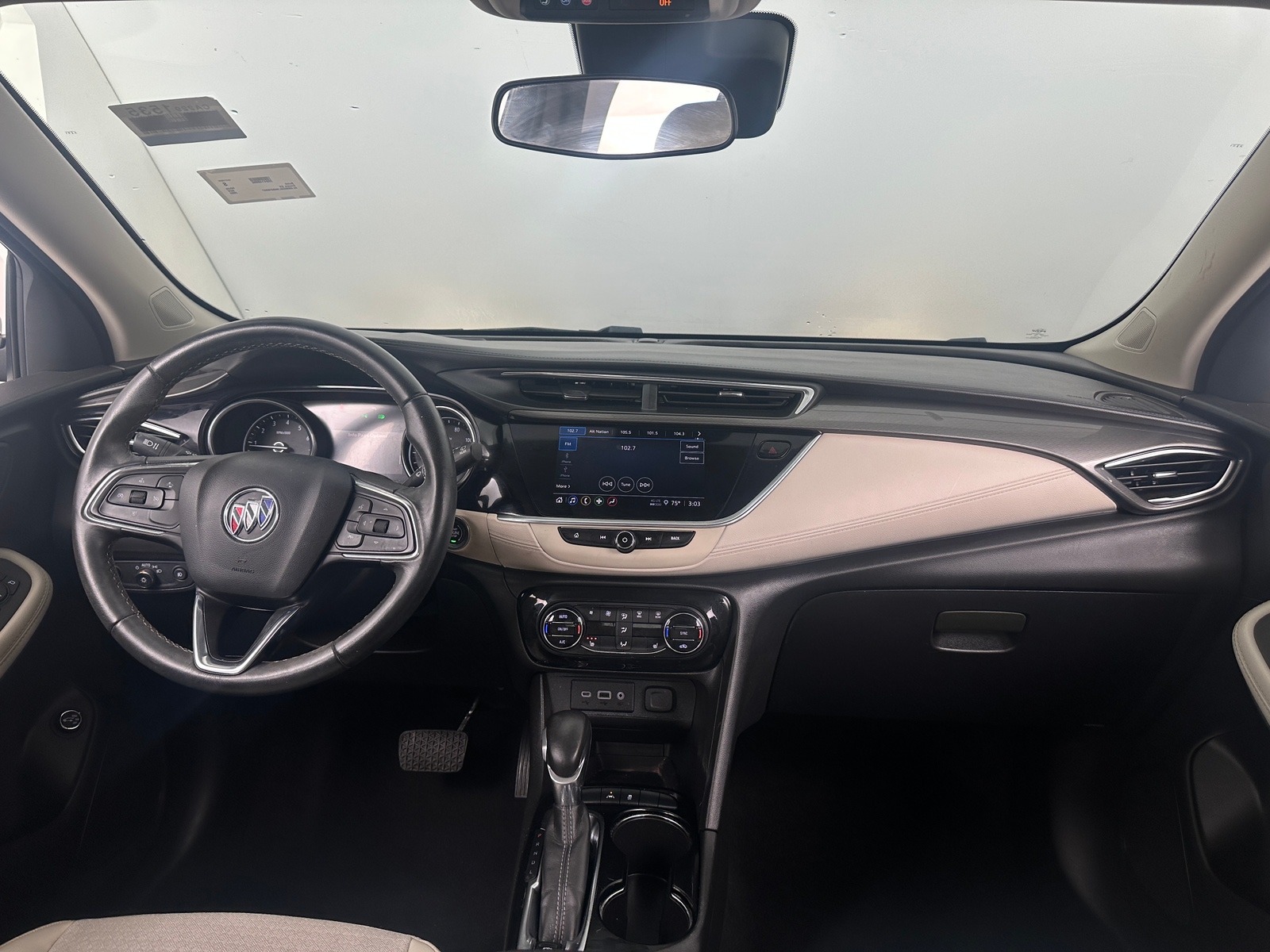 Thumbnail: 2022 Buick Encore GX - 3