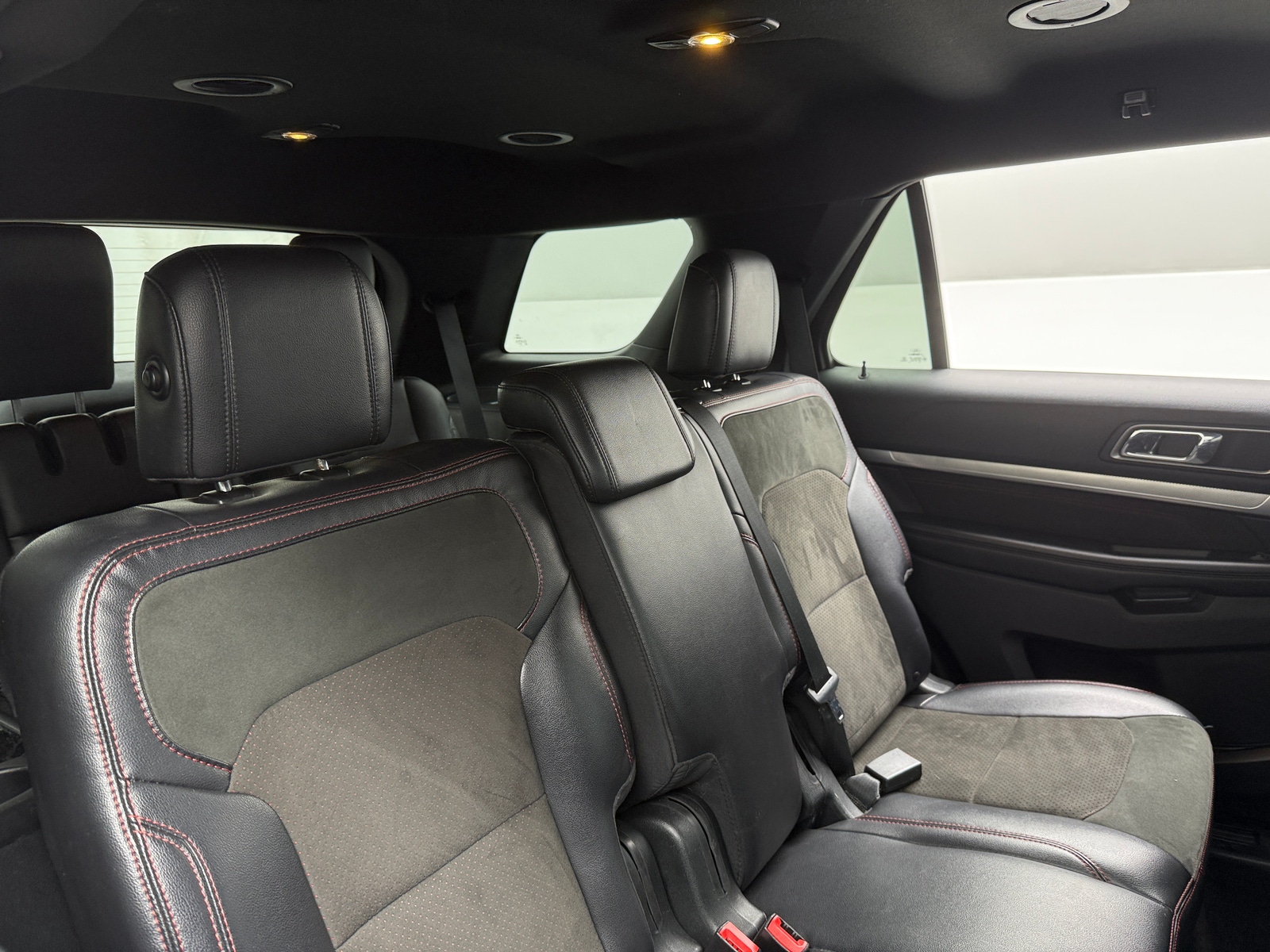 Thumbnail: 2019 Ford Explorer - 6