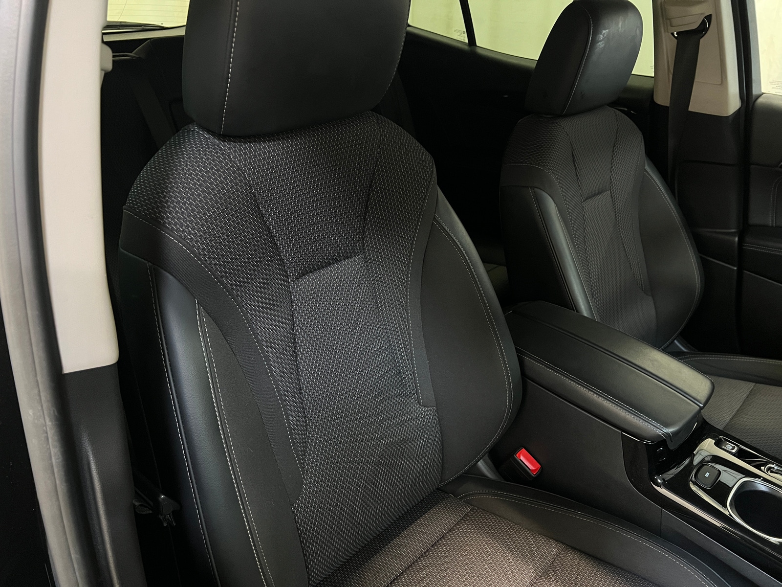 Thumbnail: 2023 Buick Envision - 2