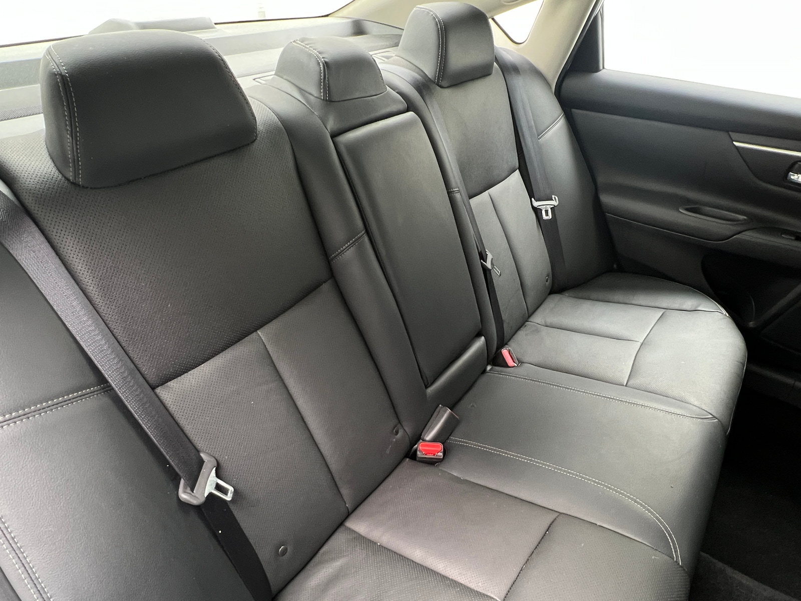 Thumbnail: 2017 Nissan Altima - 5