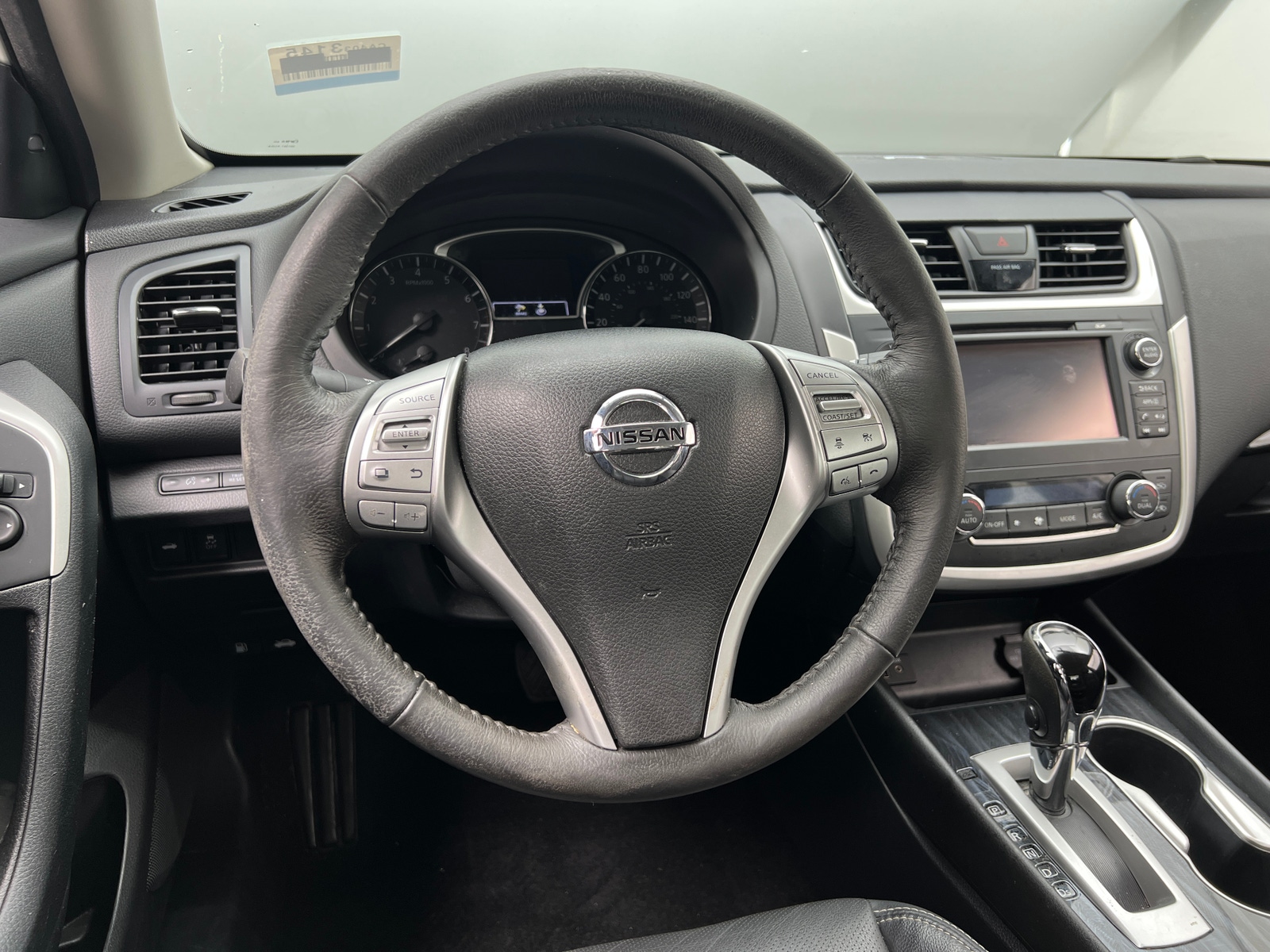 Thumbnail: 2017 Nissan Altima - 4