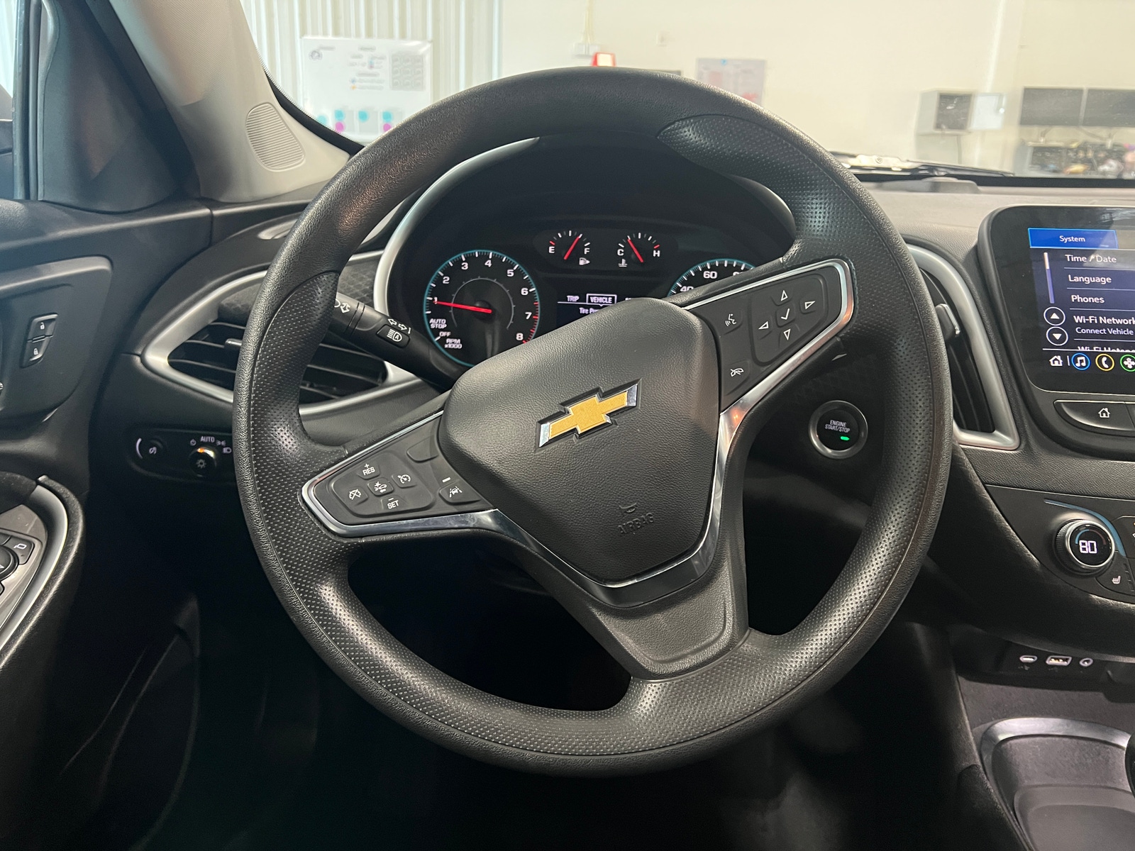 Thumbnail: 2024 Chevrolet Malibu - 5