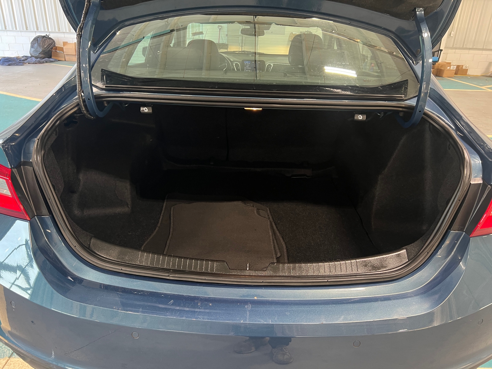 Thumbnail: 2024 Chevrolet Malibu - 7