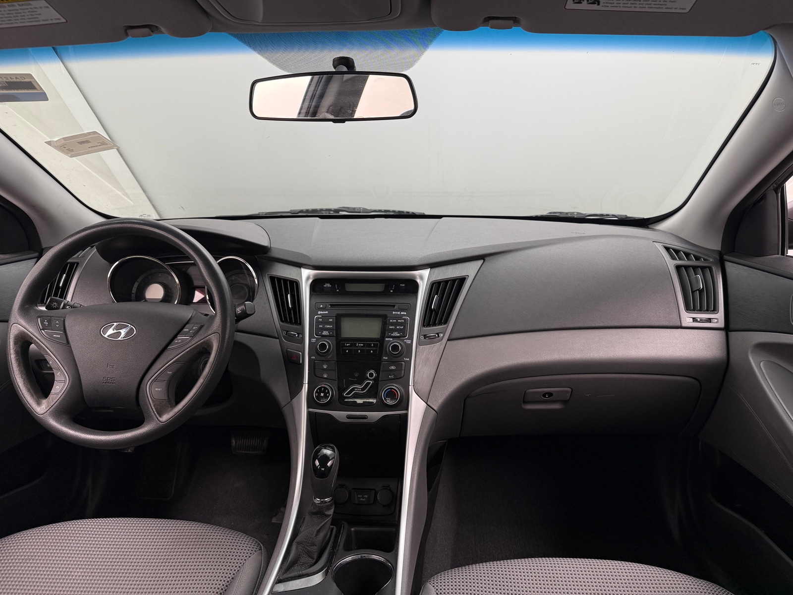 Thumbnail: 2011 Hyundai Sonata - 3