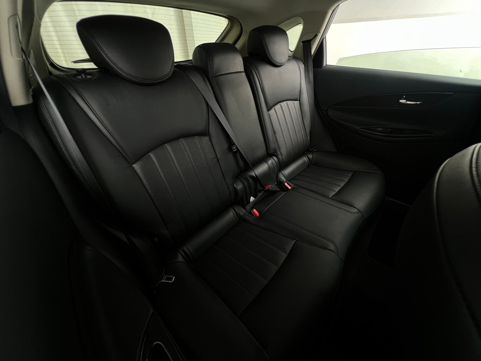 Thumbnail: 2017 INFINITI QX50 - 5