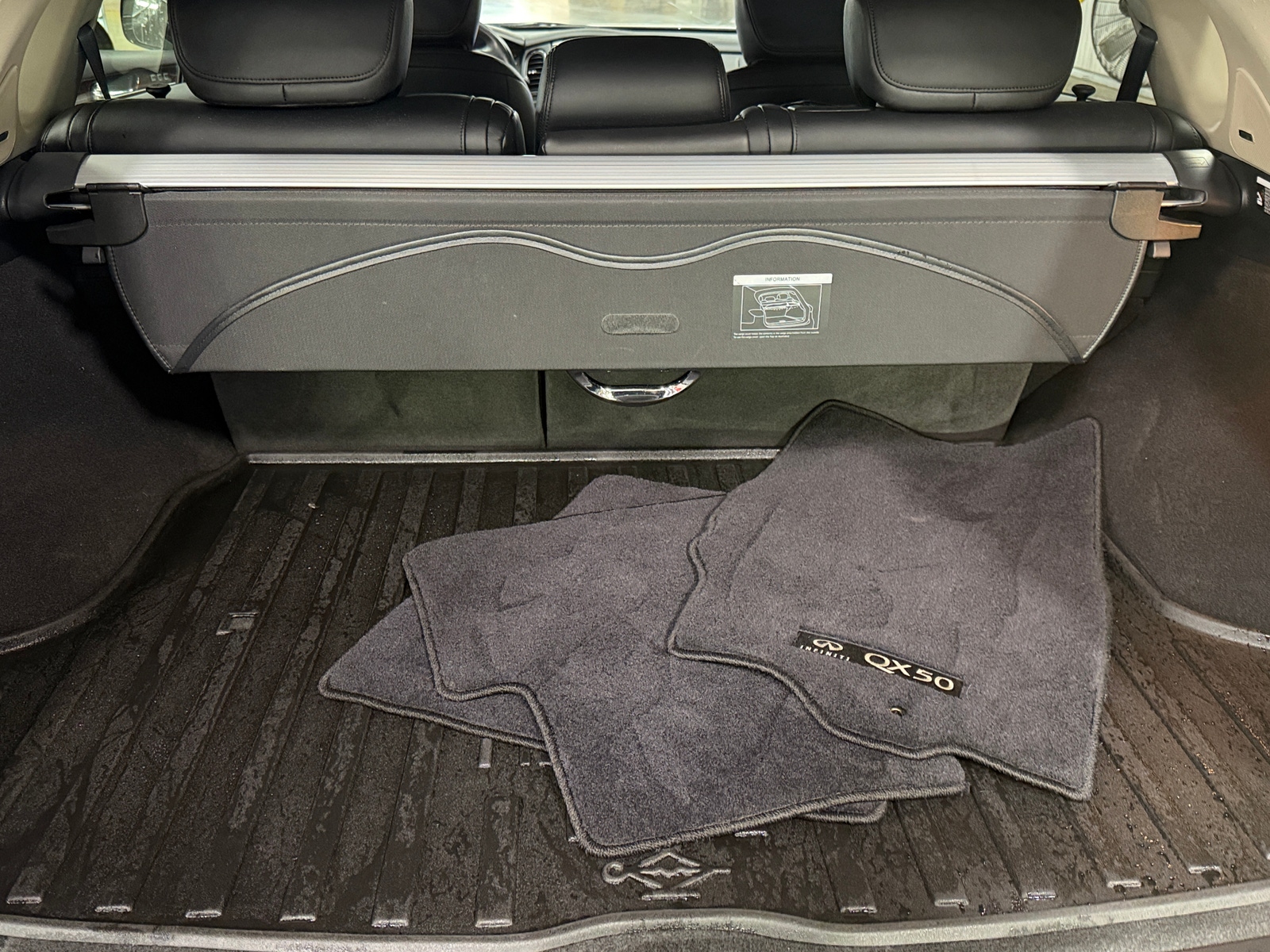 Thumbnail: 2017 INFINITI QX50 - 6