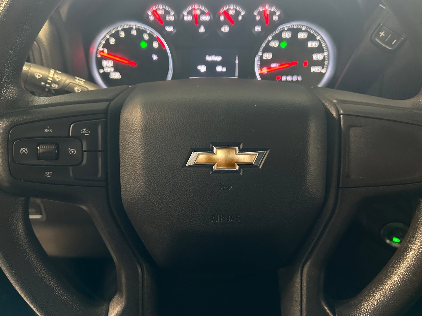 Thumbnail: 2022 Chevrolet Silverado 1500 - 5