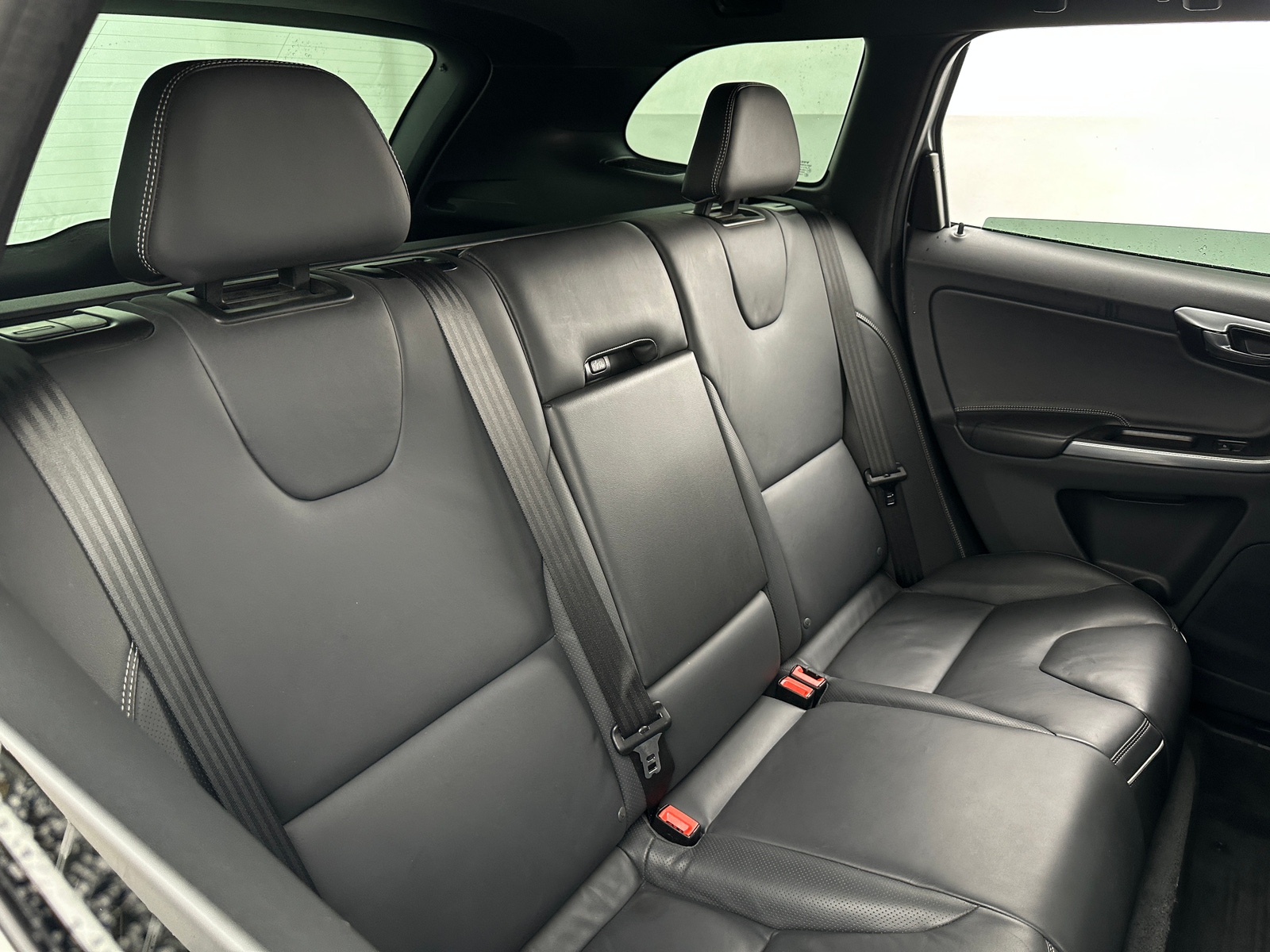 Thumbnail: 2016 Volvo XC60 - 5