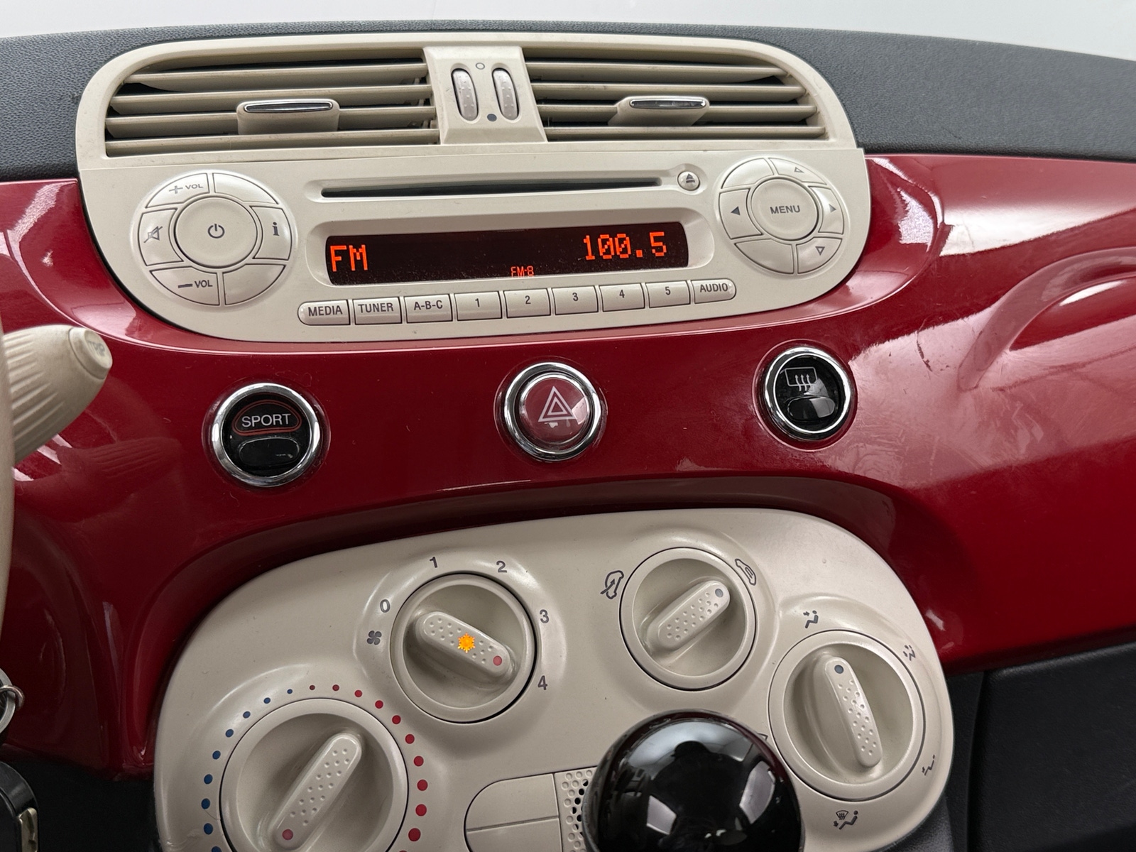 Thumbnail: 2015 Fiat 500 - 4