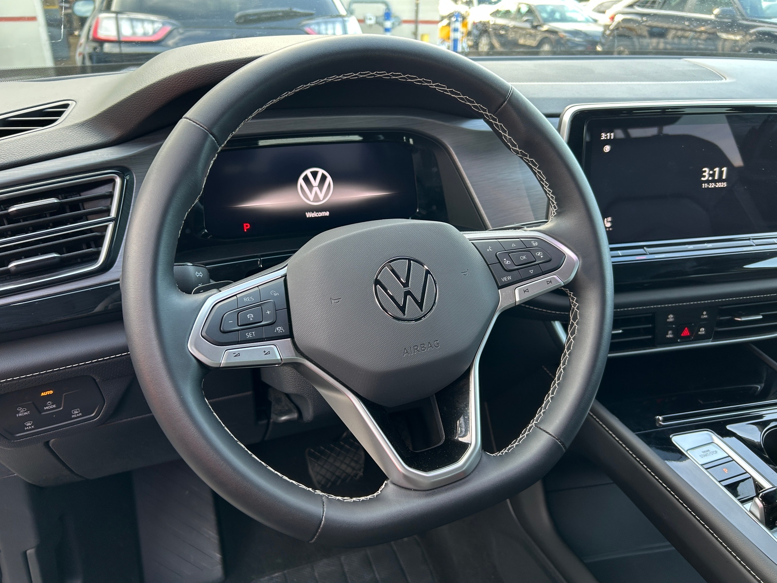 Thumbnail: 2025 Volkswagen Atlas - 4