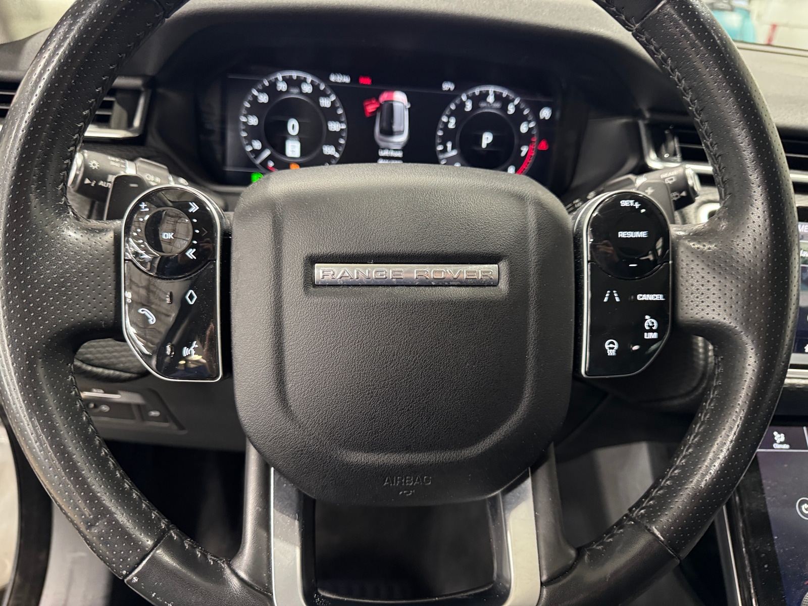 Thumbnail: 2018 Land Rover Range Rover Velar - 4