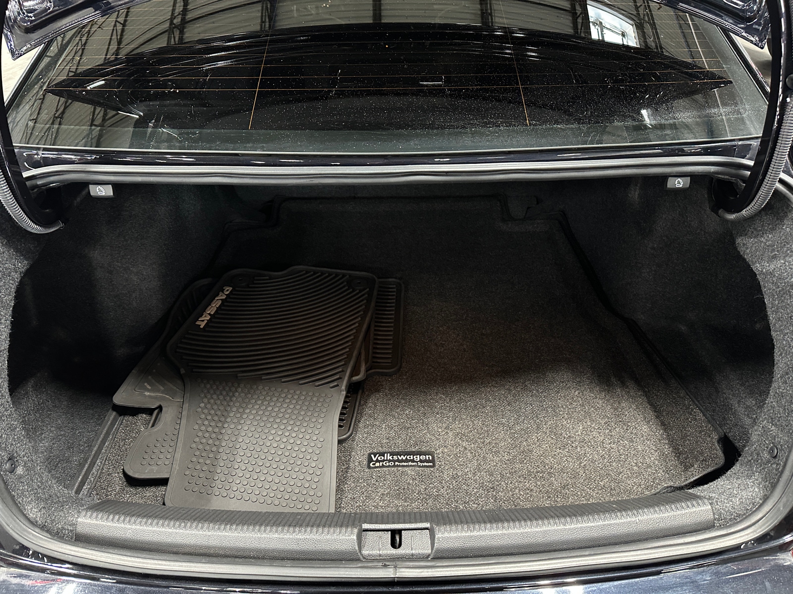 Thumbnail: 2018 Volkswagen Passat - 7