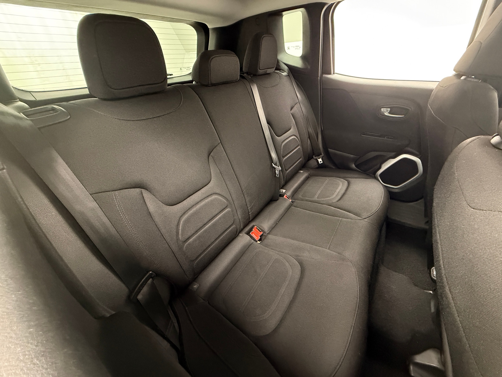 Thumbnail: 2018 Jeep Renegade - 6