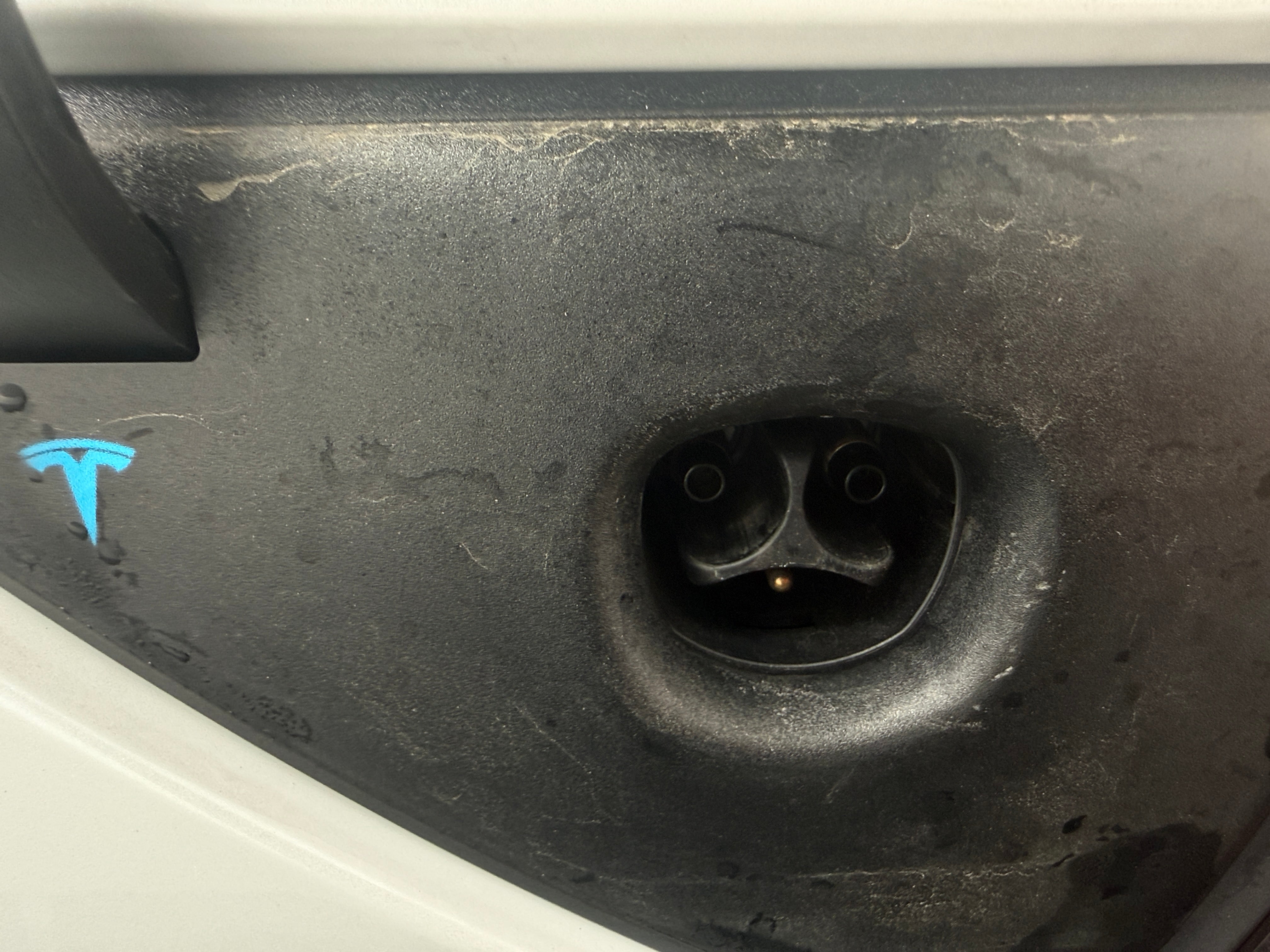 Used 2019 Tesla Model 3 Base with VIN 5YJ3E1EA1KF484433 for sale in Oak Creek, WI