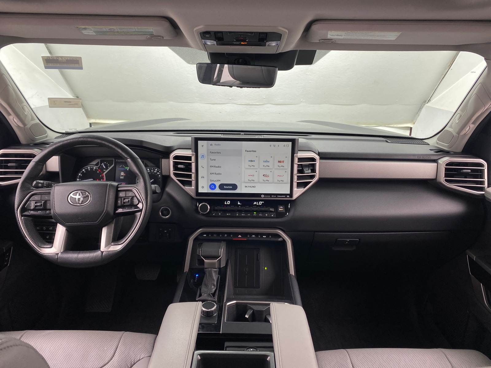 Thumbnail: 2022 Toyota Tundra - 2