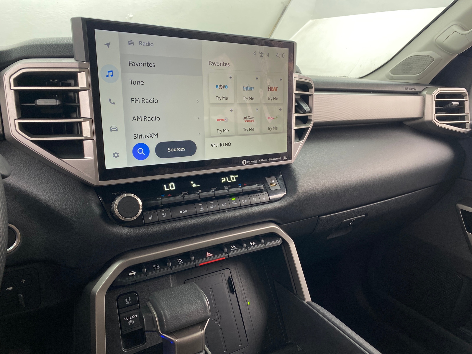 Thumbnail: 2022 Toyota Tundra - 3