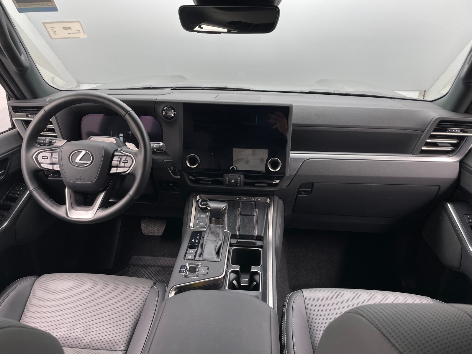 Thumbnail: 2024 Lexus GX - 2