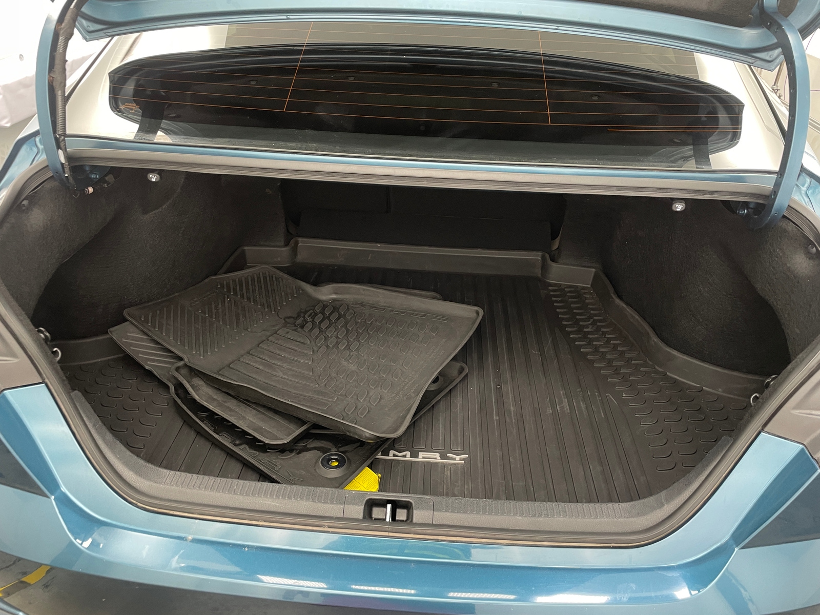 Thumbnail: 2025 Toyota Camry - 6