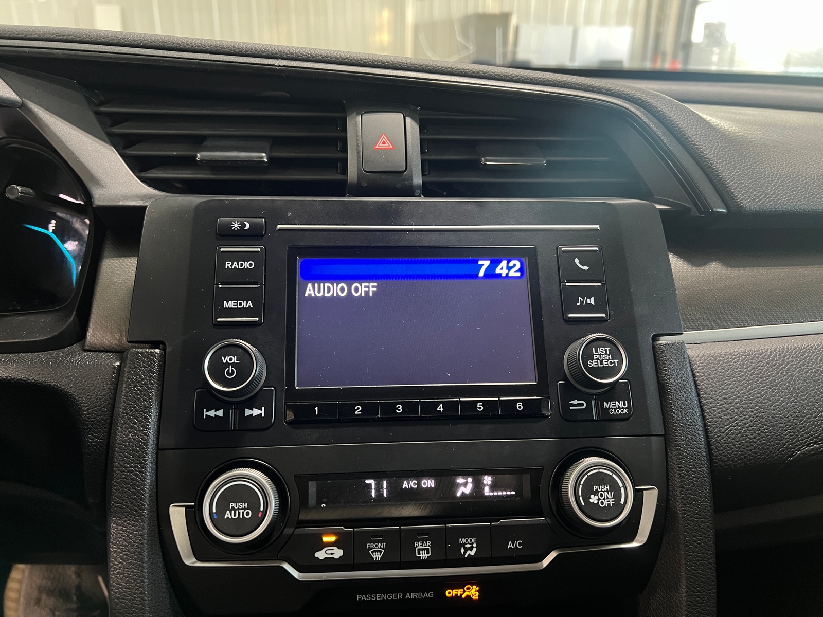 Thumbnail: 2020 Honda Civic - 4