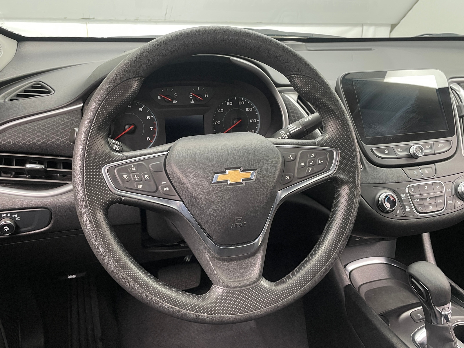 Thumbnail: 2024 Chevrolet Malibu - 5