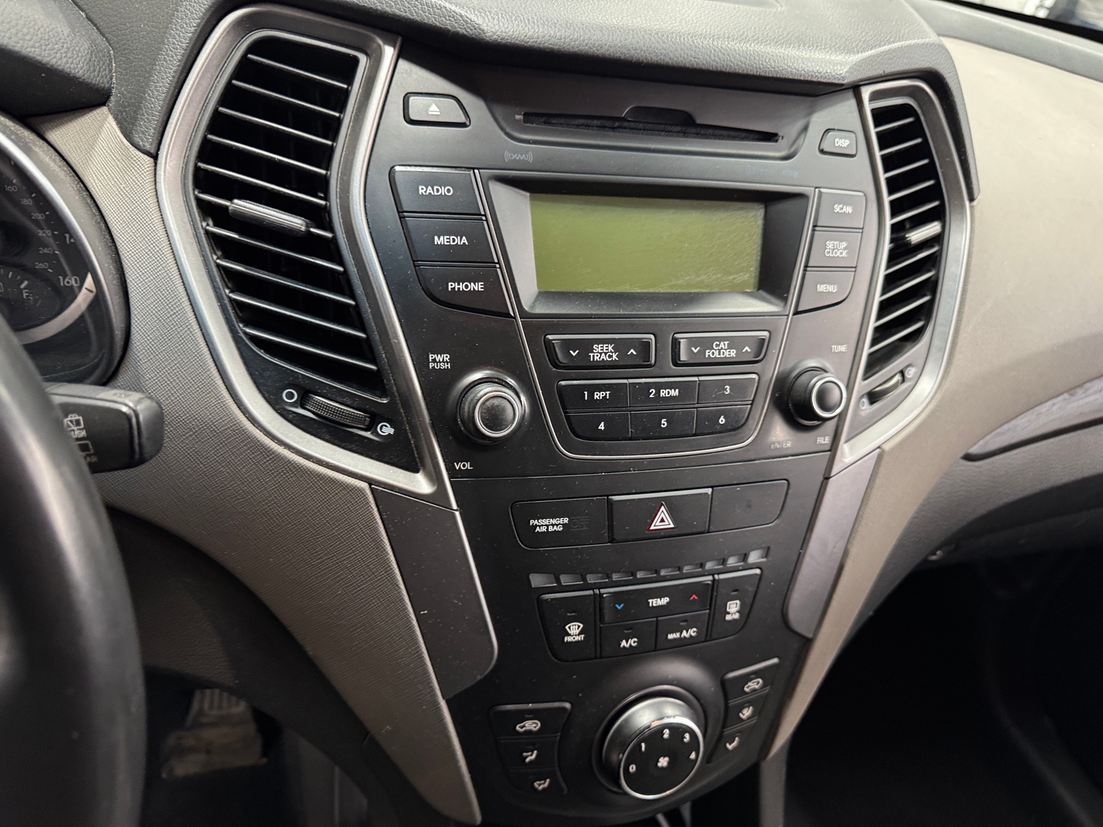 Thumbnail: 2013 Hyundai Santa Fe - 4