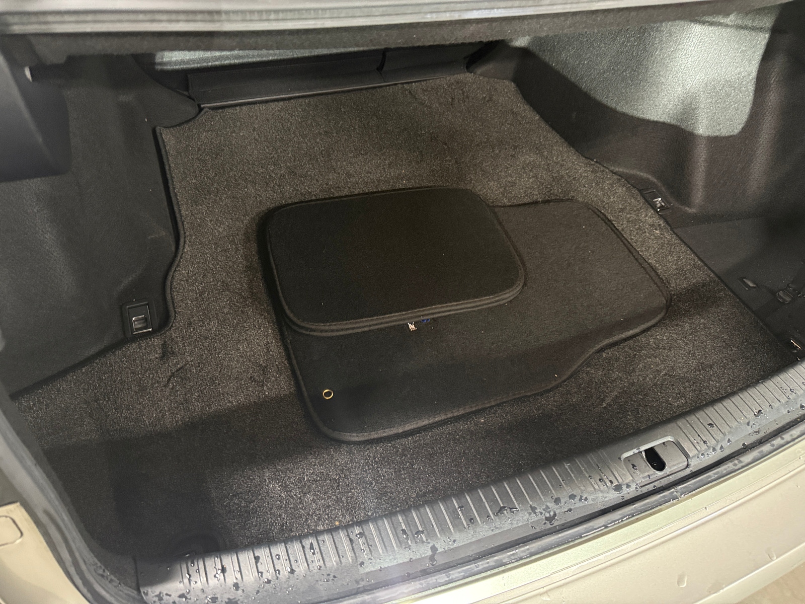 Thumbnail: 2018 Lexus IS - 6