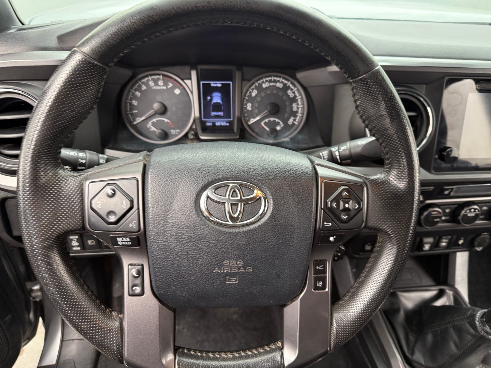 Thumbnail: 2019 Toyota Tacoma - 4