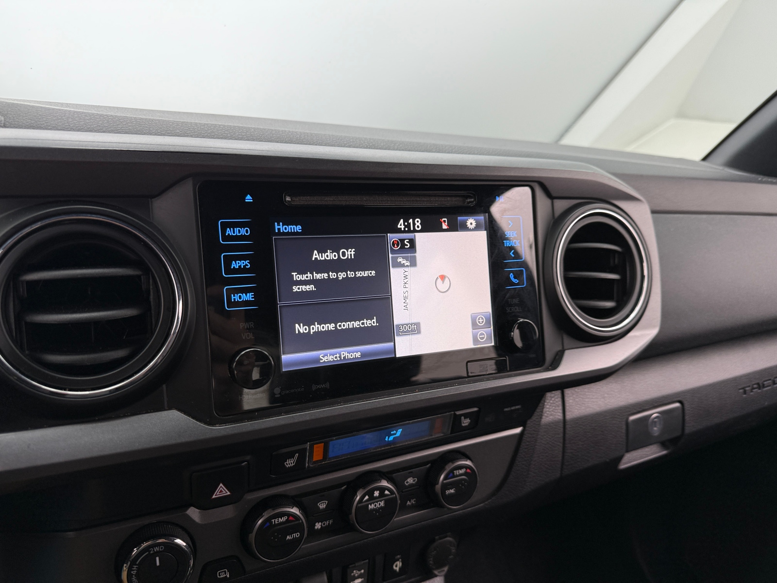 Thumbnail: 2019 Toyota Tacoma - 3