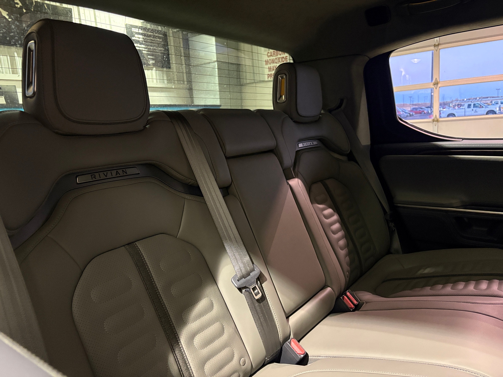Thumbnail: 2023 Rivian R1T - 5