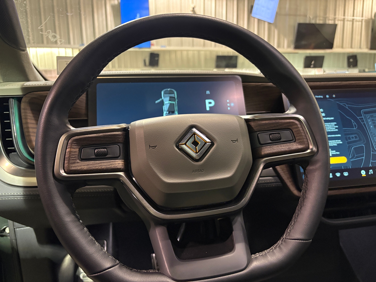 Thumbnail: 2023 Rivian R1T - 4