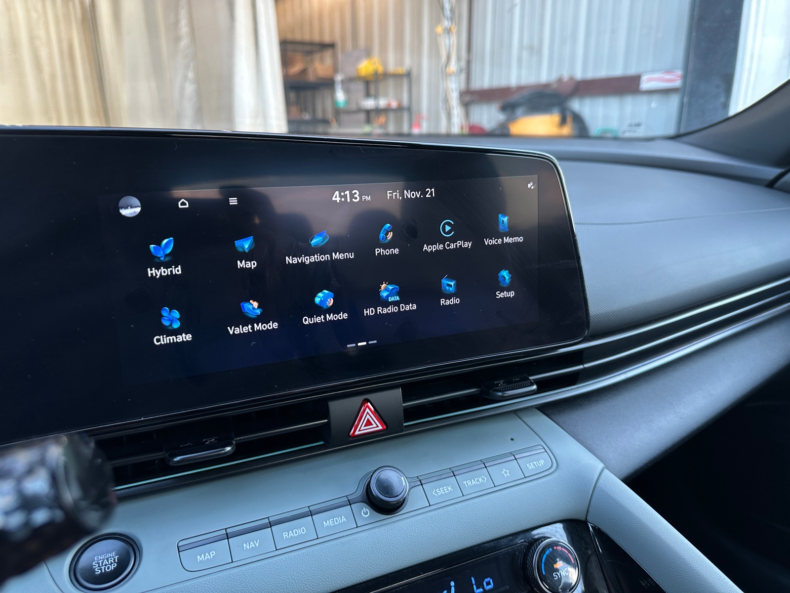 Thumbnail: 2025 Hyundai Elantra - 3